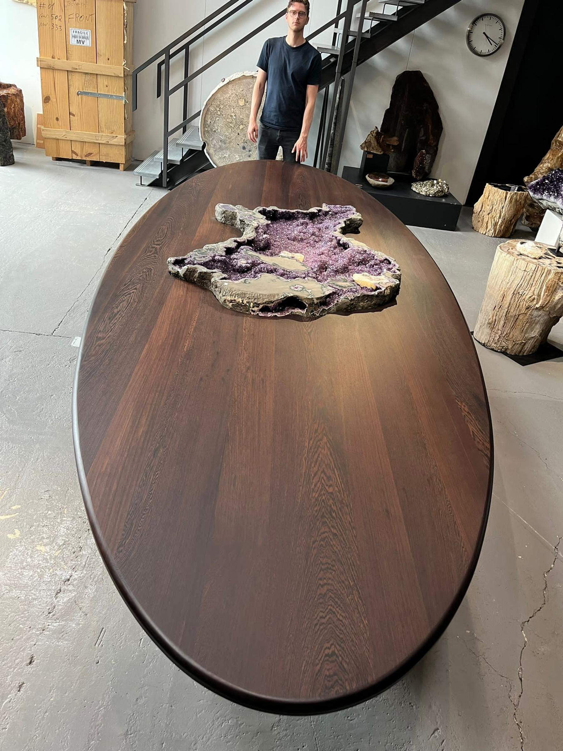 Amethyst table XL - Ae771981 aa89 4531 af32 500d5cebcdf6 - A0134