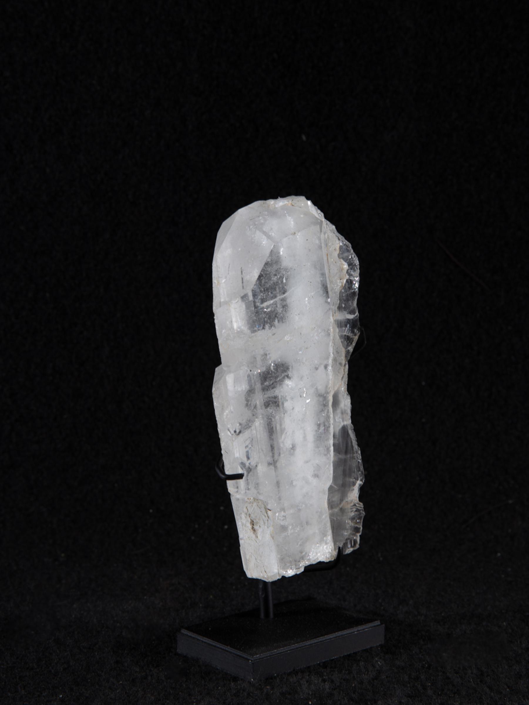 Faden quartz on metal base - St1galleryv0460 0191 - V0460