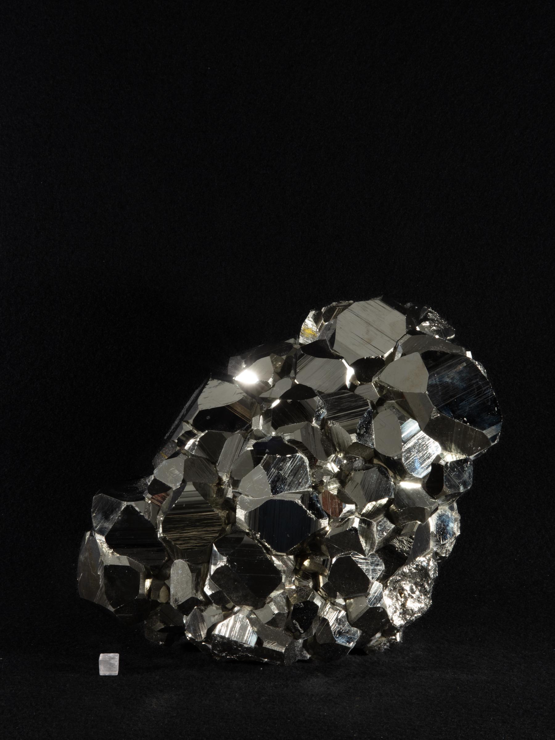 All natural special pyrite cluster - St1galleryv0477 0327 - V0477