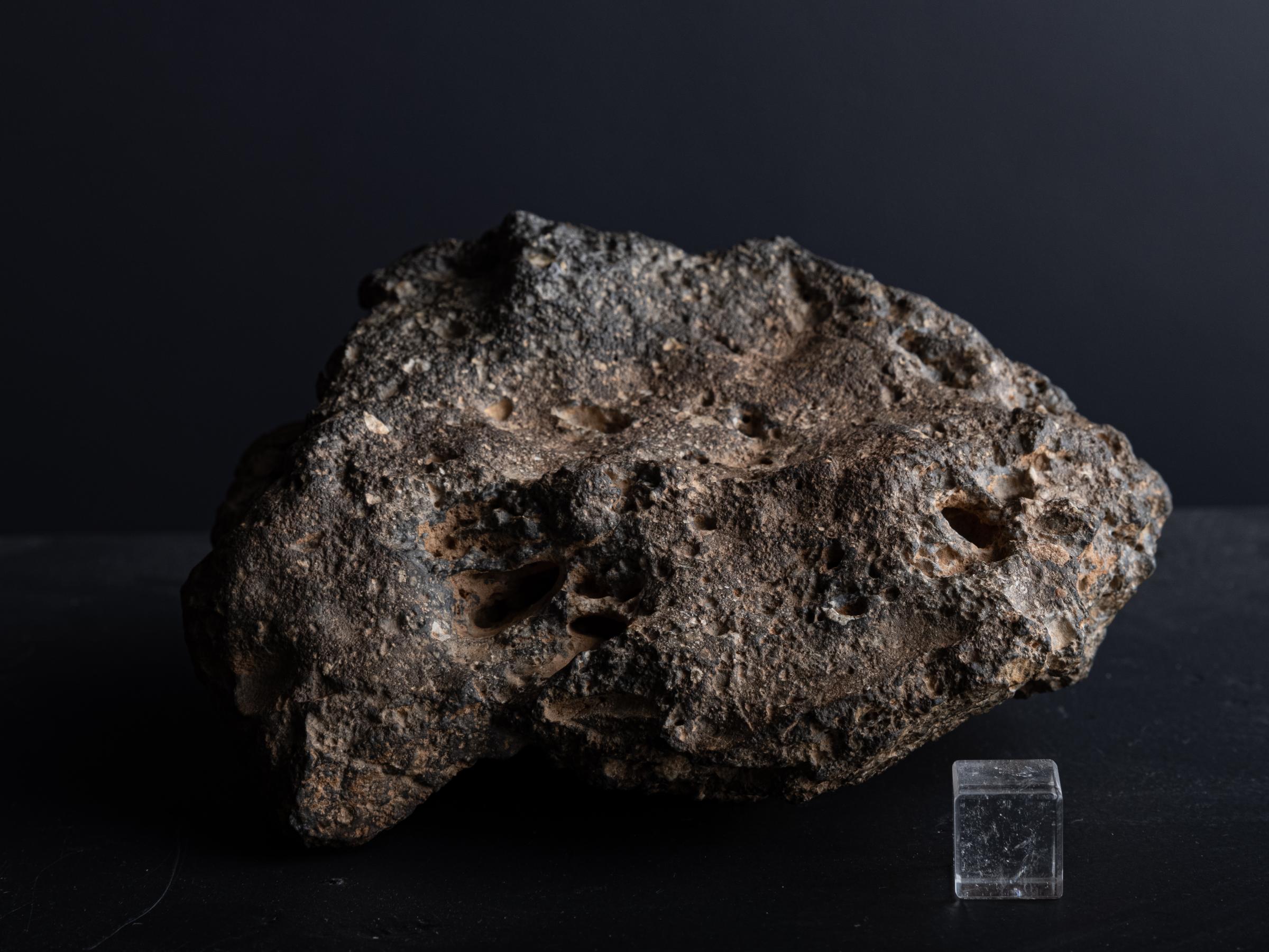 Lunar meteorite - St1m0039 3 - M0039
