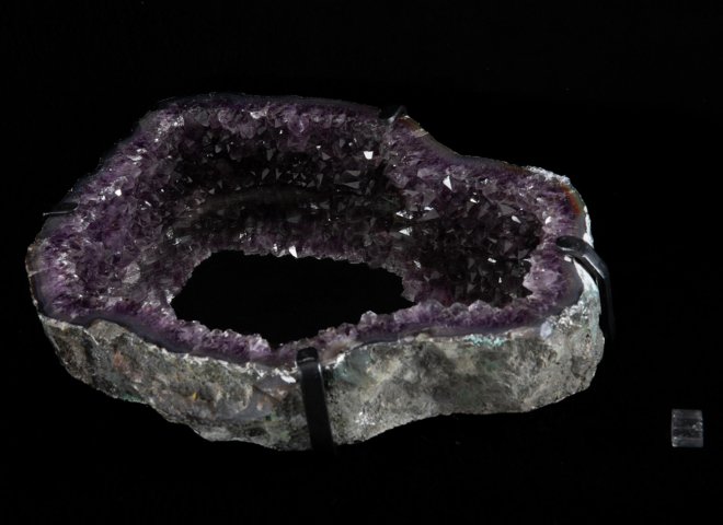 Amethyst mirror - St1o0132 8032 - O0132